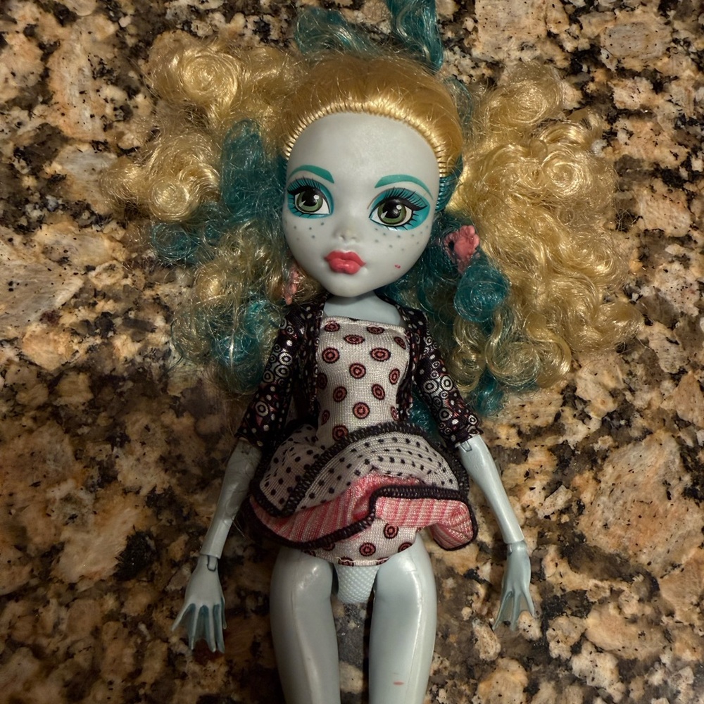 Monster High Monster Exchange Lagoona Blue Doll Doll with Blonde and Teal Hair